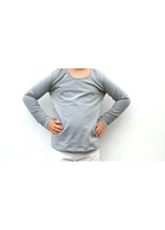 Longsleeve licht grijs 
Kousen 