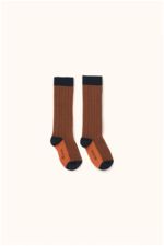 multi lines high socks navy/red 
Kousen 